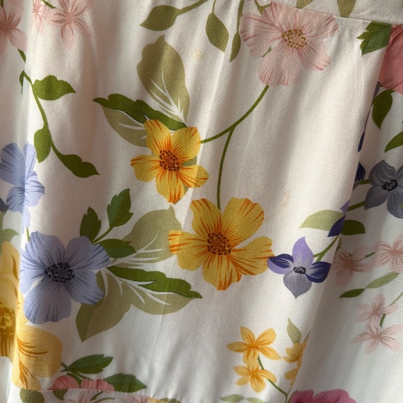 Yumi Kim - Picture 2 of 4